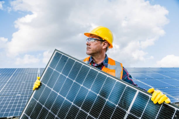 Top 10 Solar Panel Brands for Arizona Installations: A Buyer’s Breakdown