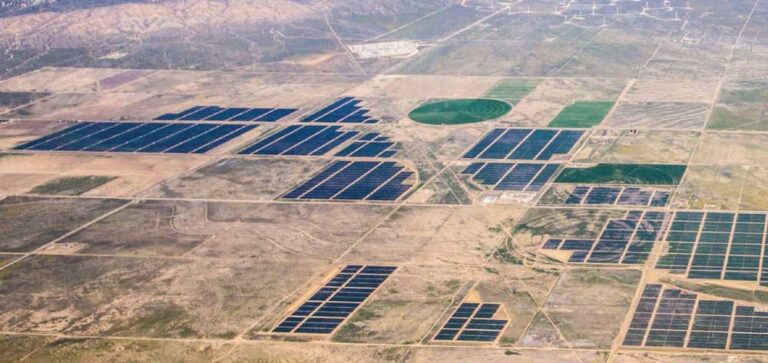 Top Commercial Solar Projects in the USA in 2025 & Their Impact
